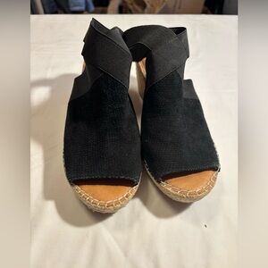 Gentle Souls by Kenneth Cole Black Espadrille Sandals